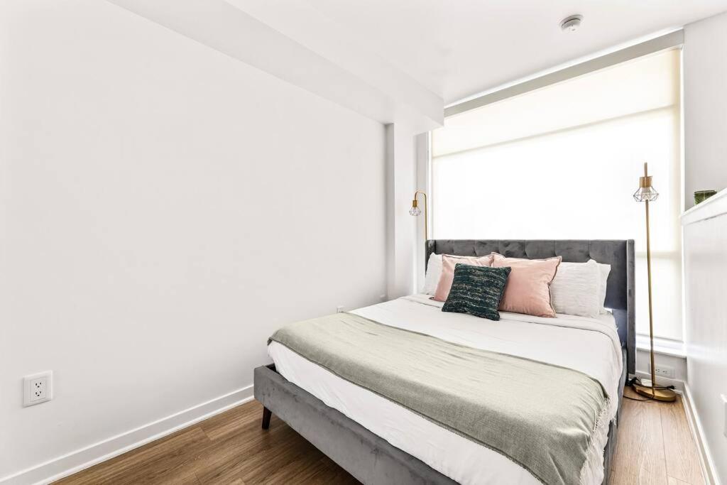 Amazing In Sm Promenade! Free Parking! Appartamento Los Angeles